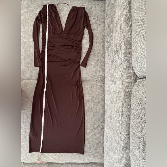BNWT Zara Chocolate Long Dress with Shoulder Pads – Size M - Picture 7 of 16